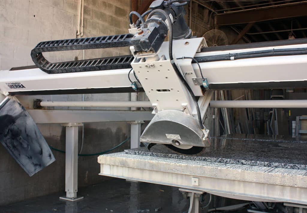 Miter Cutting | Sierra Bridge Saw | Manual Saw Cutting Machine for Stone Fabricators